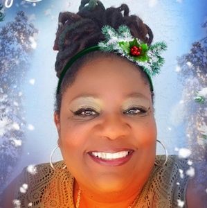 Meet your Posher, Shelia